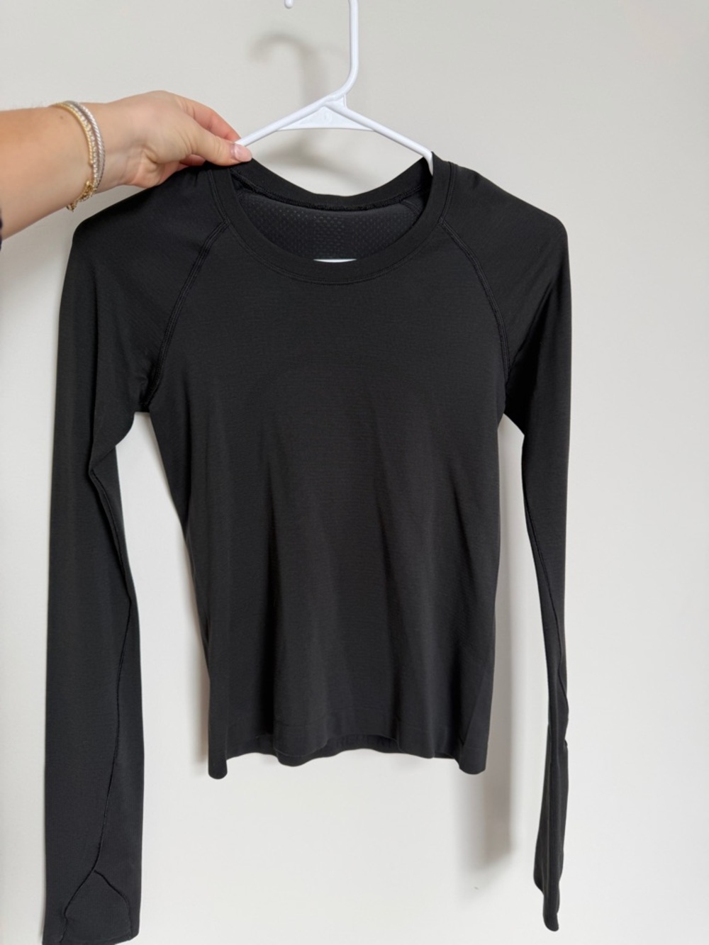 Lululemon Swiftly Tech Long-Sleeve